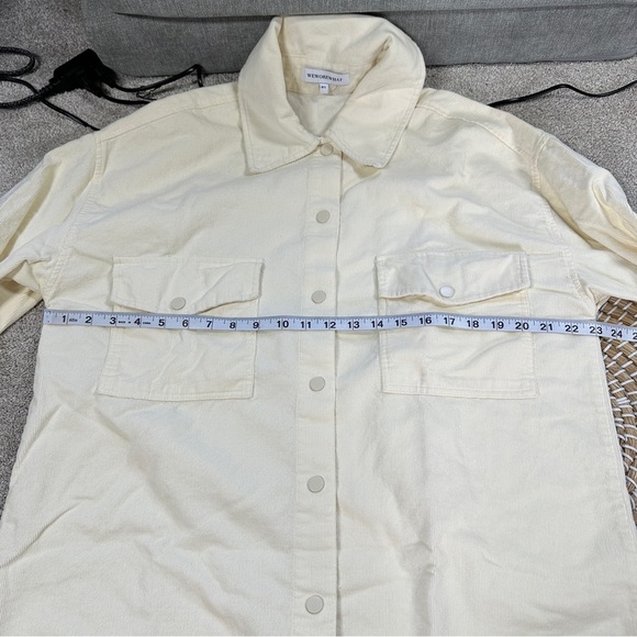 WeWoreWhat Corduroy Snap Button Down Shirt Shacket Oversized in Ivory M/L - Picture 12 of 16